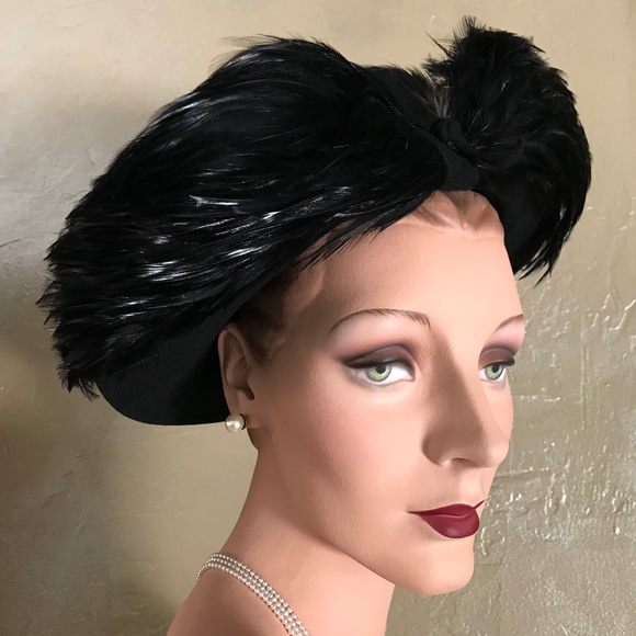 STRIKING 1940s\' BLACK FELT WIDE BRIM HAT WITH BLACK FEATHERS main image 7